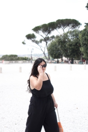 rome - italy - borghese gardens - travel - explore - outfit - style - minimalism